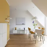 Apartment Strand